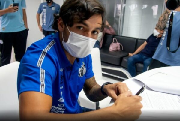 Ricardo Goulart (Foto: Ivan Storti/Santos)