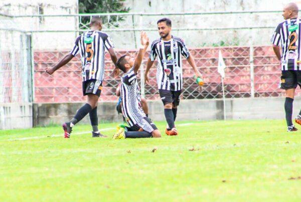 (Foto: Divulgação / Comercial FC)