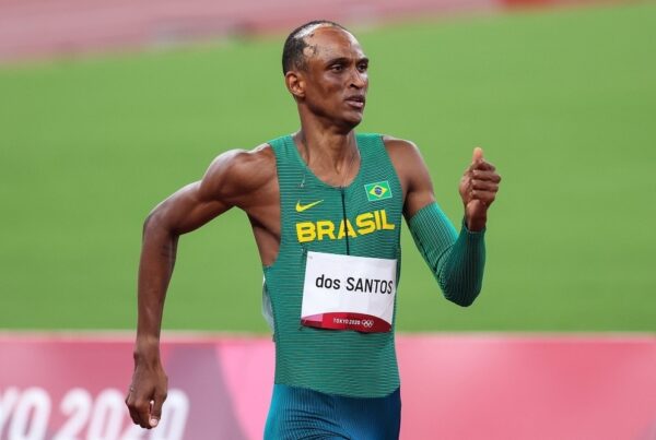 alison dos santos medalha bronze