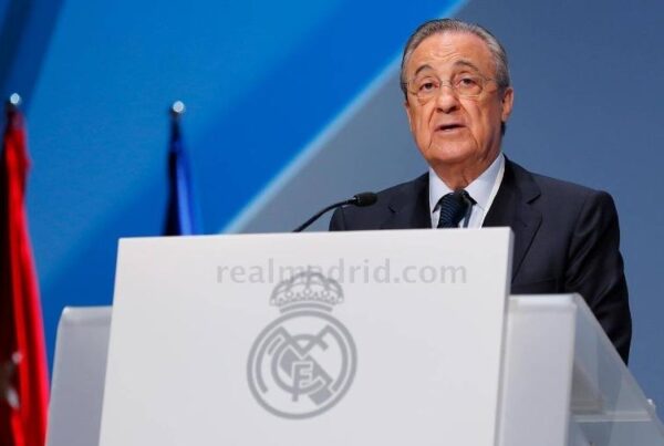 presidente do real madrid florentino perez em assembleia do clube 1537801241244 v2 900x506