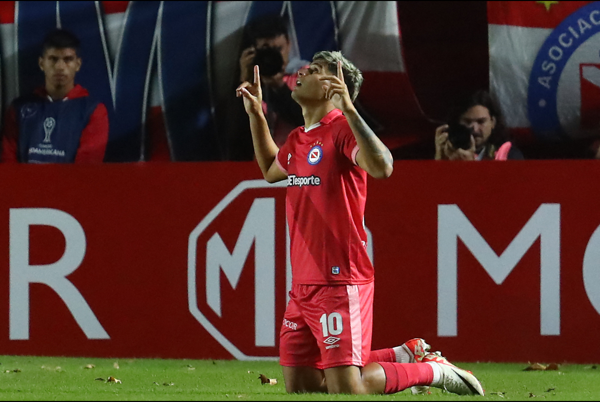 Segue o jejum do Corinthians