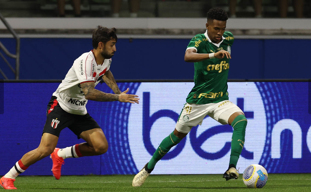 Palmeiras vence no final