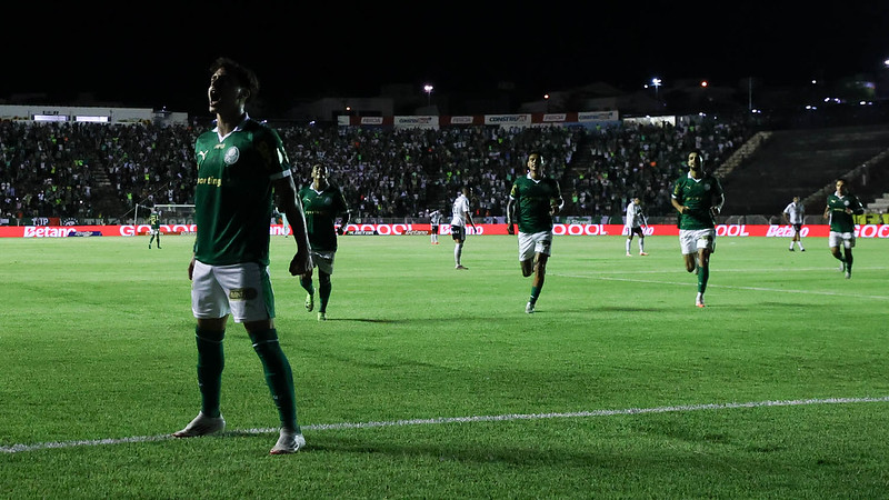 Palmeiras goleia em Limeira