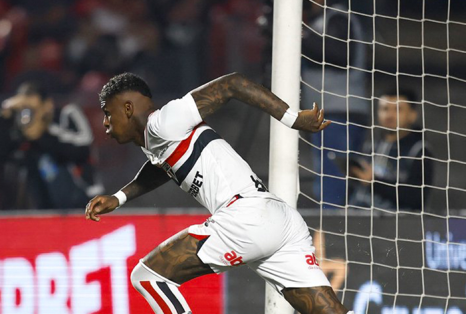 São Paulo vira e se reabilita