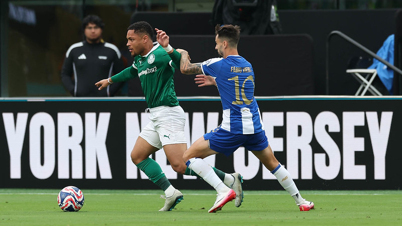 Palmeiras vai bem na estreia